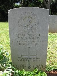 Dar Es Salaam War Cemetery - Johns, T H E